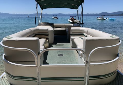 Tahoe Boat & RV Rents, 26' Starcraft Pontoon